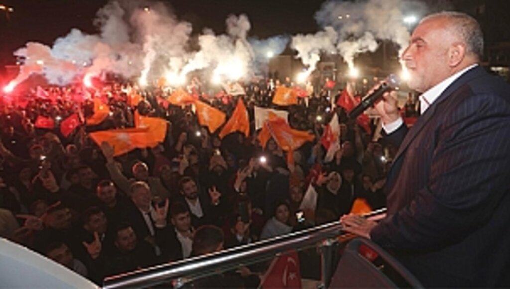 Canik, İbrahim Sandıkçı İle Devam Dedi