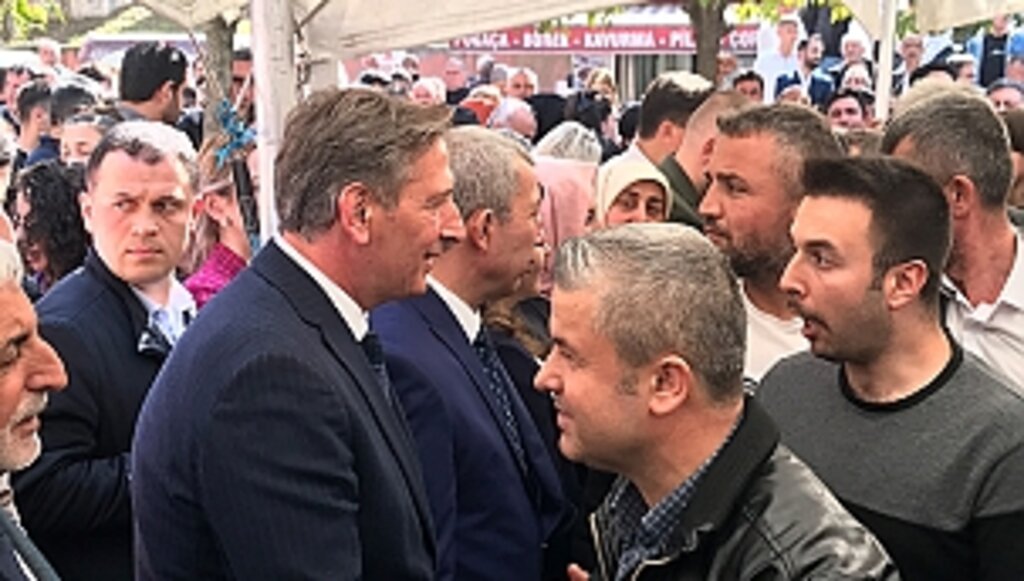 Tekkeköy, İlçe Meydanında Bayramlaştı