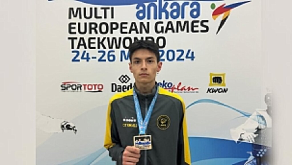 Bora Yine Altın Madalya İle Döndü!...