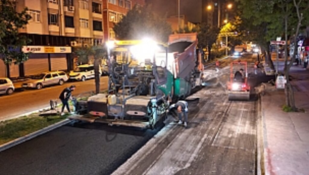 Büyükşehir'den 100. Yıl Bulvarı'nda Hummalı Çalışma