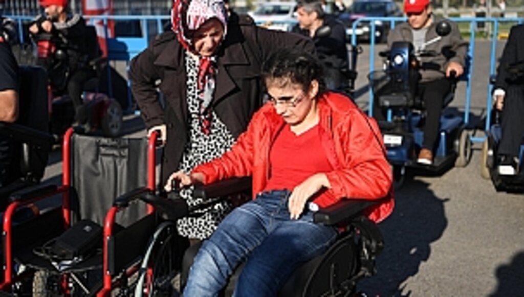 Engelli Bireylerimizin Yanında Olmayı Sürdüreceğiz