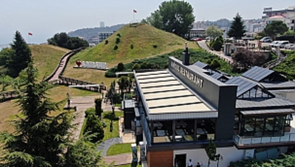 Amisos ve Sevgi Kafemizi Hemşehrilerimizin Hizmetine Sunuyoruz