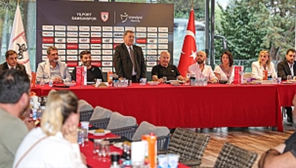 Biz Birlikte Güçlüyüz. El Ele, Gönül Gönüle Nice Başarılara