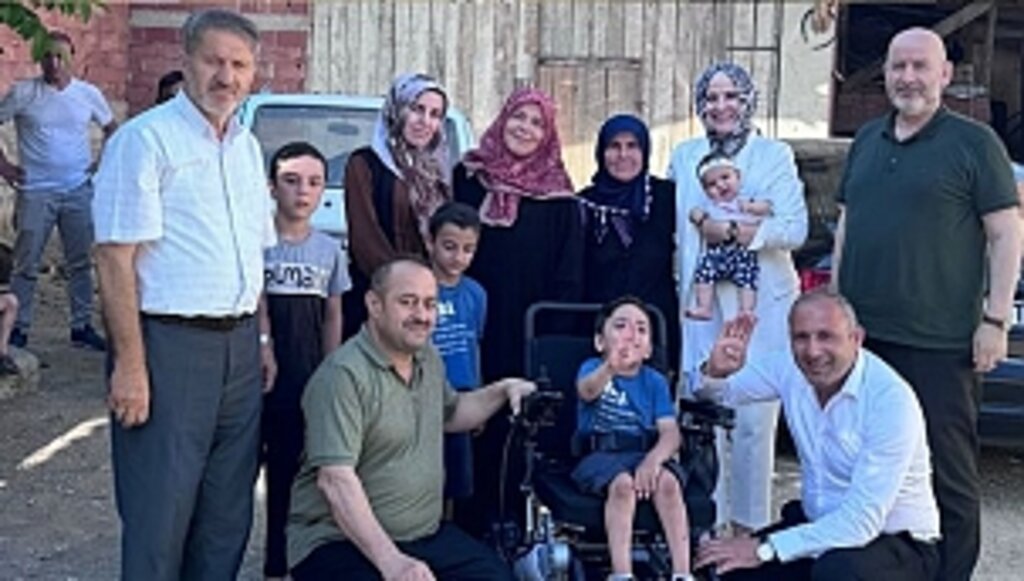 Ak Parti Samsun'dan Anlamlı Hediye 