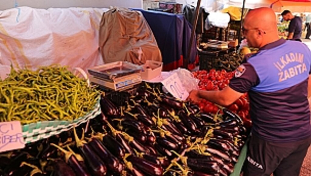 İlkadım'da Pazarlar Kontrol Altında