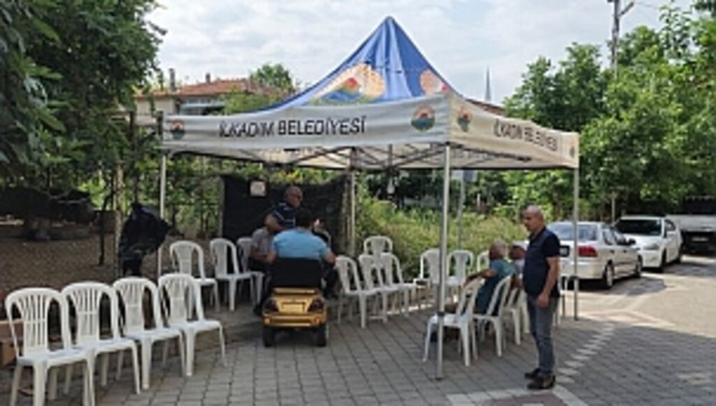 Taziye Hizmetleri Cenaze Sahiplerinin Yanında