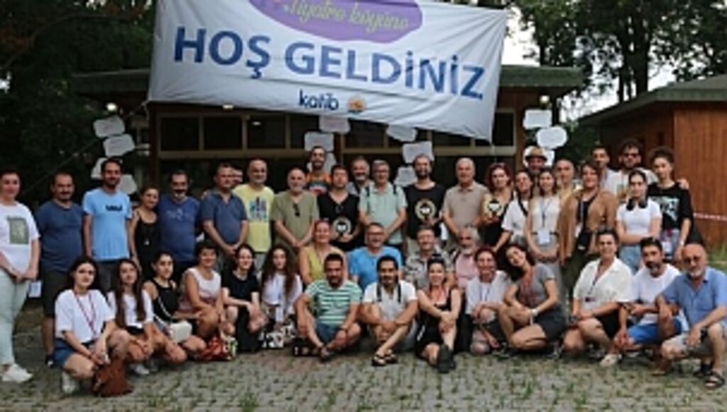 Tiyatro Tutkunları Atakum'da Buluştu