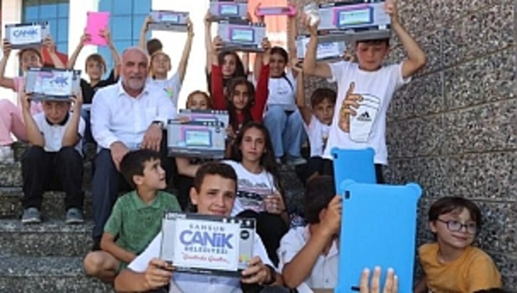 Canik'te Çocuklar Ödüllerine Kavuşuyor