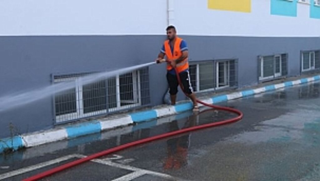 Atakum Belediyesinden Okullara Temizlik