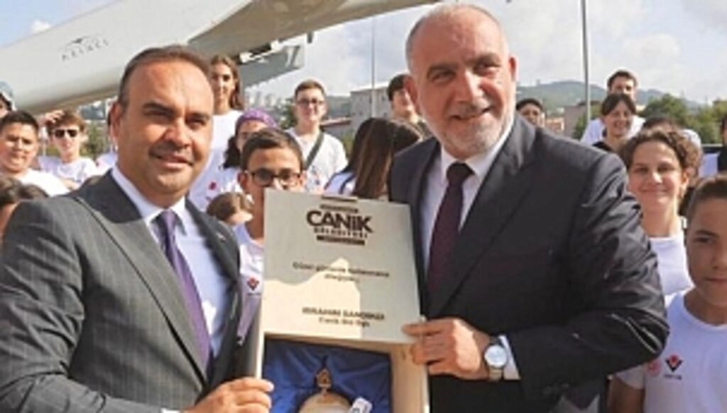 Bakanı Kacır, Canik Özdemir Bayraktar Keşif Kampüsü'nde