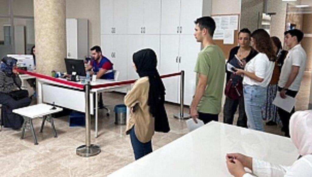 Burs Başvurular Devam Ediyor