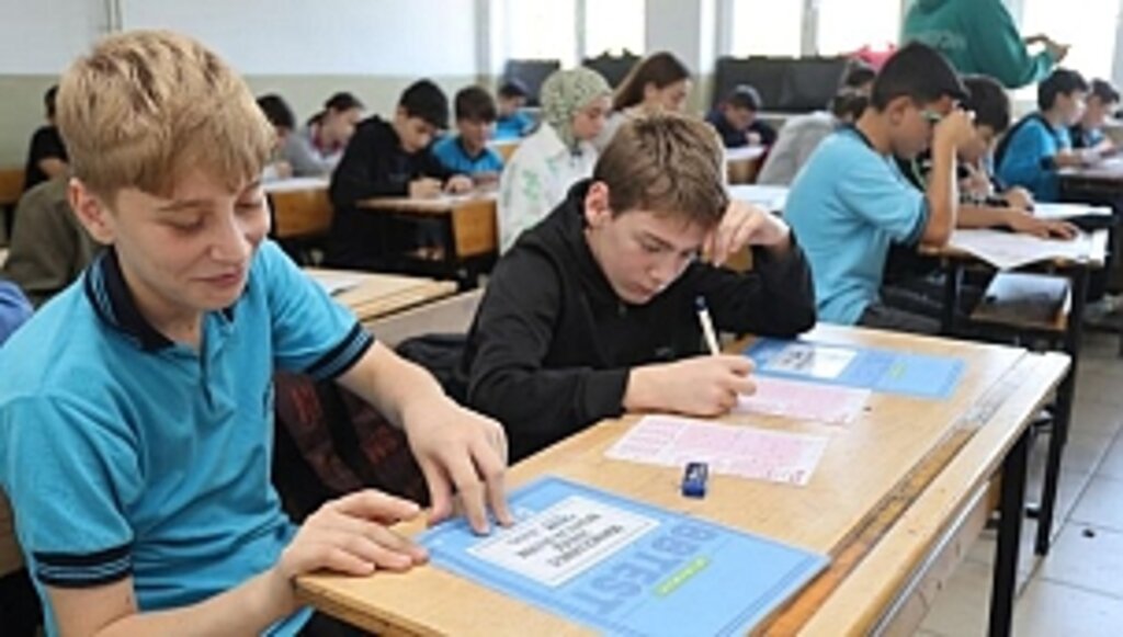 Canik Belediyesi'nden Öğrencilere Ücretsiz Sınav Desteği