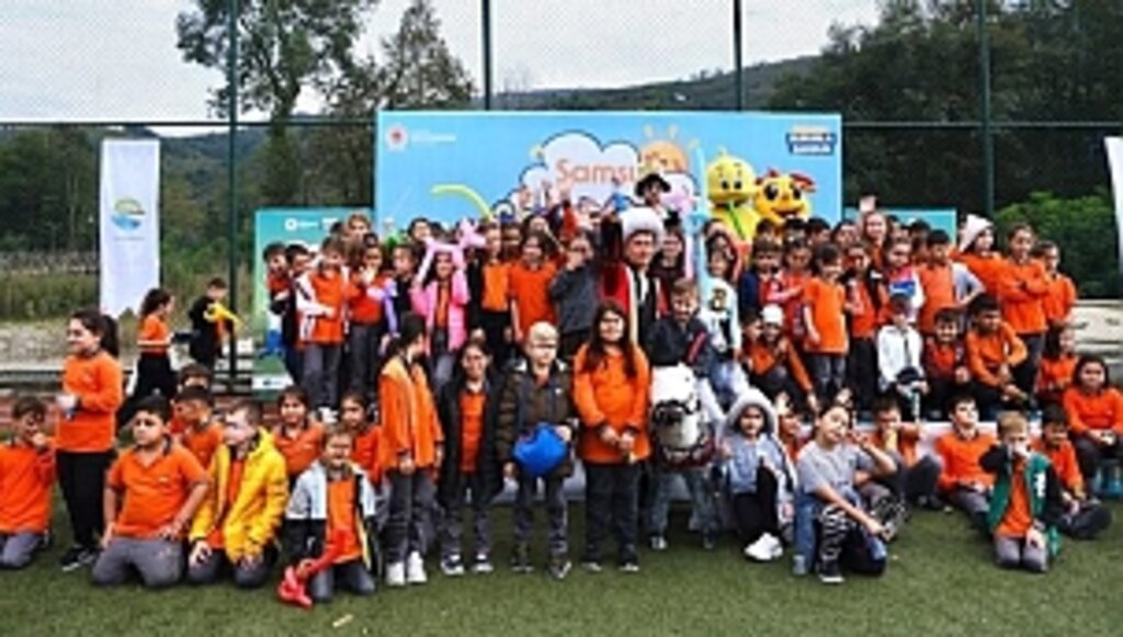 Çocuklar Bu Şenlikten Çok Mutlu