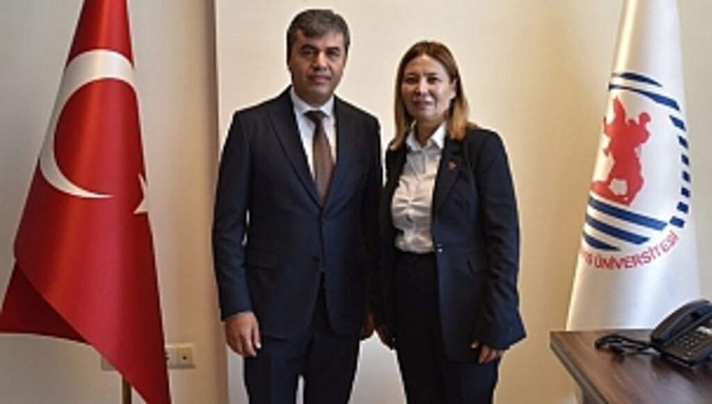 OMÜ Diş Hekimliğinde Devir Teslim Töreni