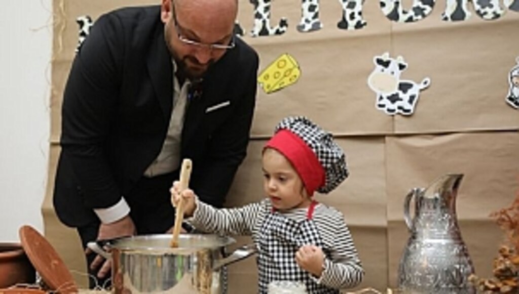 Minik Elif'in Daveti Karşılıksız Kalmadı