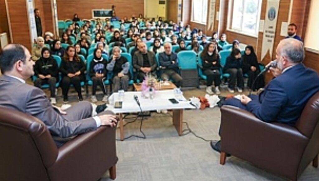 Öğrencilerimizin Fikirlerine Büyük Önem Veriyoruz