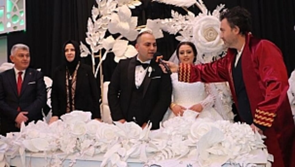 Sarı ve Uysal Ailelerinin Mutlu Günü