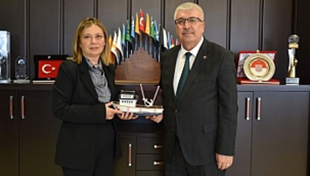 Sinop Üniversitesi Rektörü Taşdemir'den Rektör Aydın'a Ziyareti