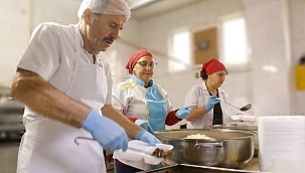 İyilik Soframız Paylaştıkça Bereketleniyor