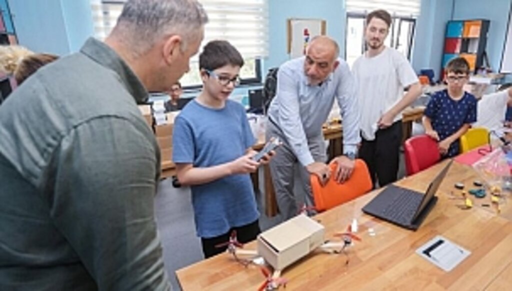 Avustralya Büyükelçiliği'nden Canik'in Yapay Zekâ Projesine Tam Destek