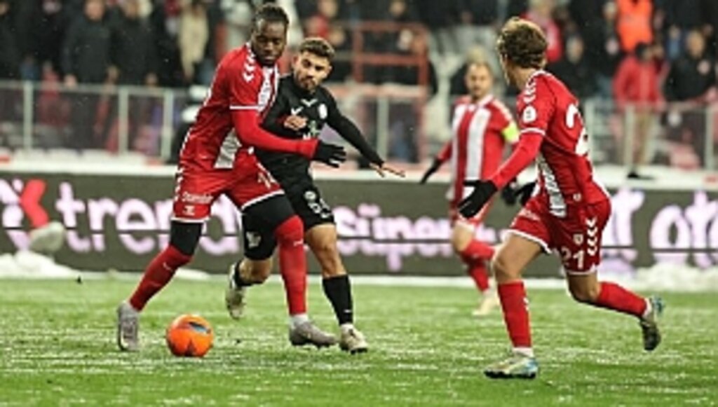 Samsunspor 2-0'lık Skoru Koruyamadı 2-3