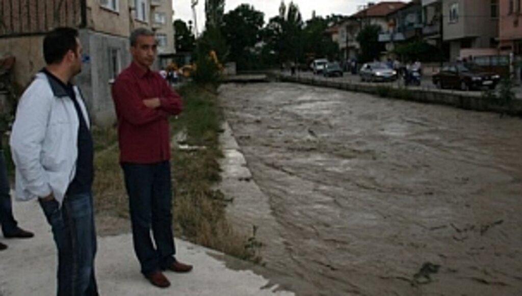 Tersakan Irmağı ve Hacıosman Deresi Islah Çalışması Başlıyor