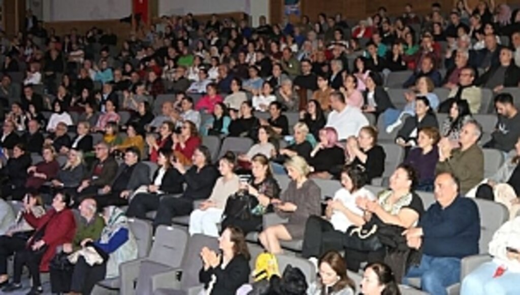 Ata Sahne'de Muhteşem Konser