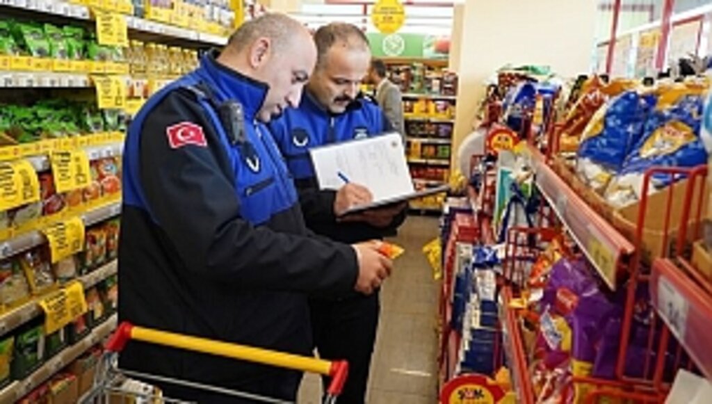 Atakum Zabıtasından Bayramı Öncesi Gıda Denetimi 
