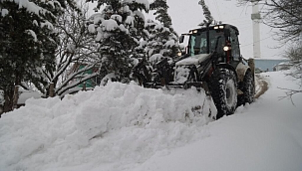 Canik Belediyesi'nden Kar Yağışına Anında Müdahale