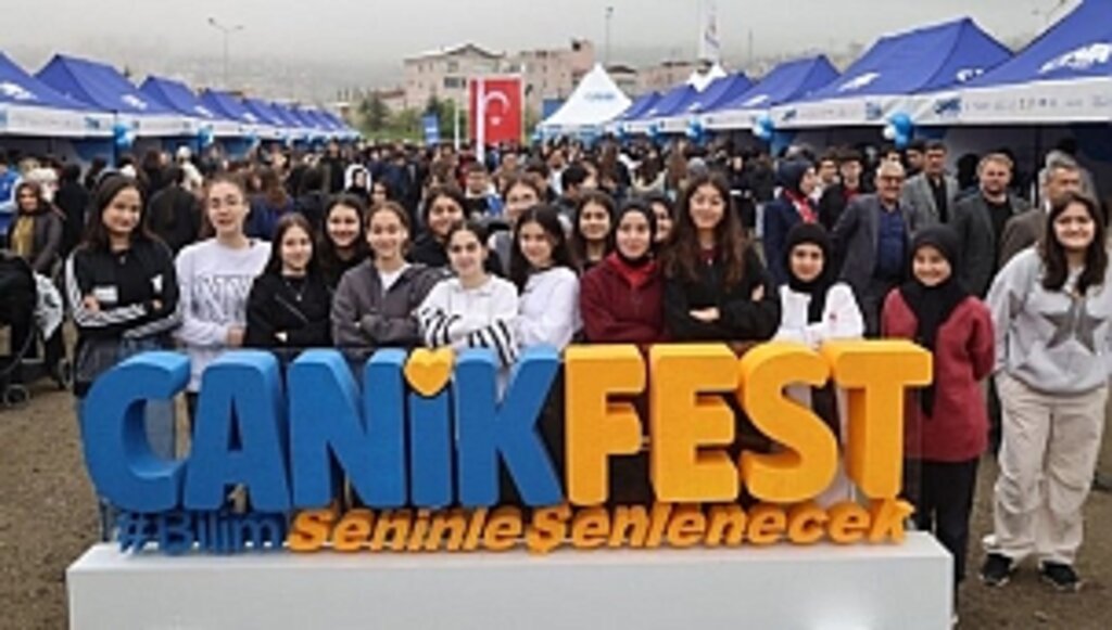 71.222 Bilim ve Teknoloji Tutkunu CANİKFEST'te Buluştu