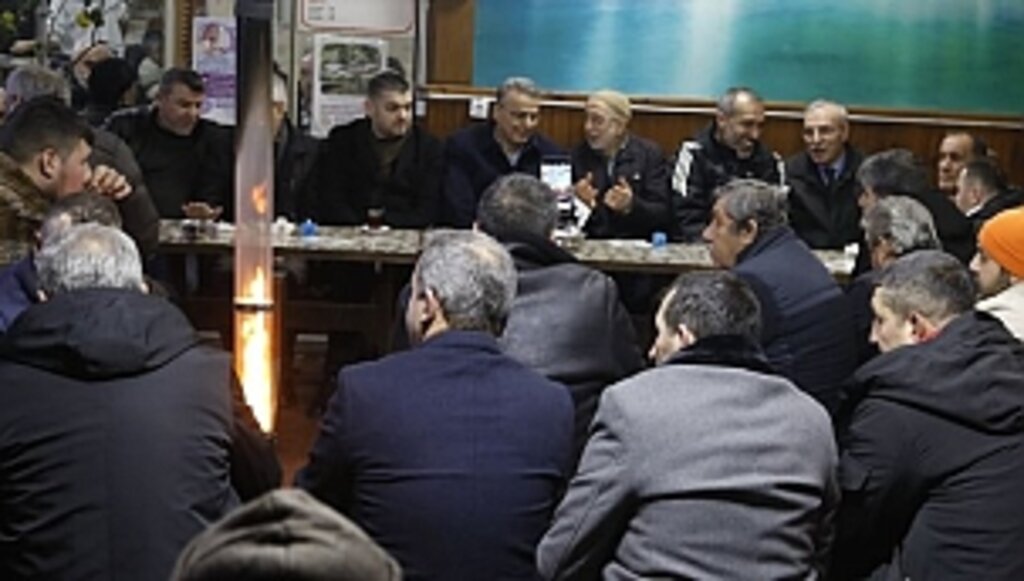 Başkan Kurnaz Ramazan'da 30 Mahalleyi Gezdi