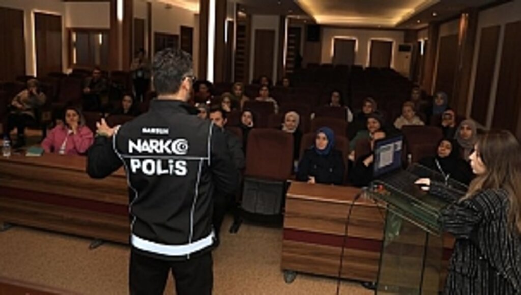 Büyükşehir'in Aile Akademisi Bahar Dönemi Programı Devam Ediyor