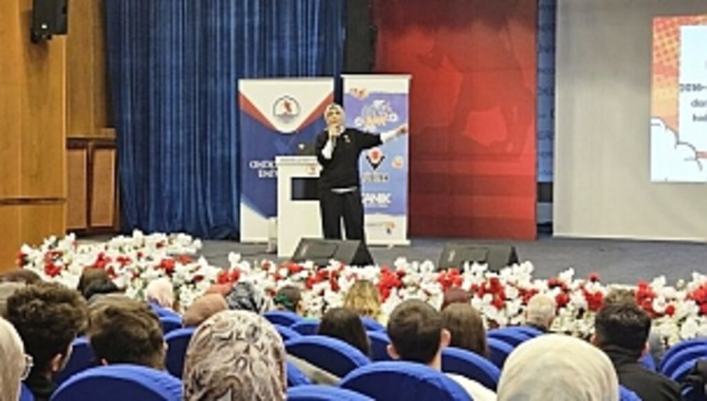 CANİKFEST Öğretmen Buluşmalarına Tam Not