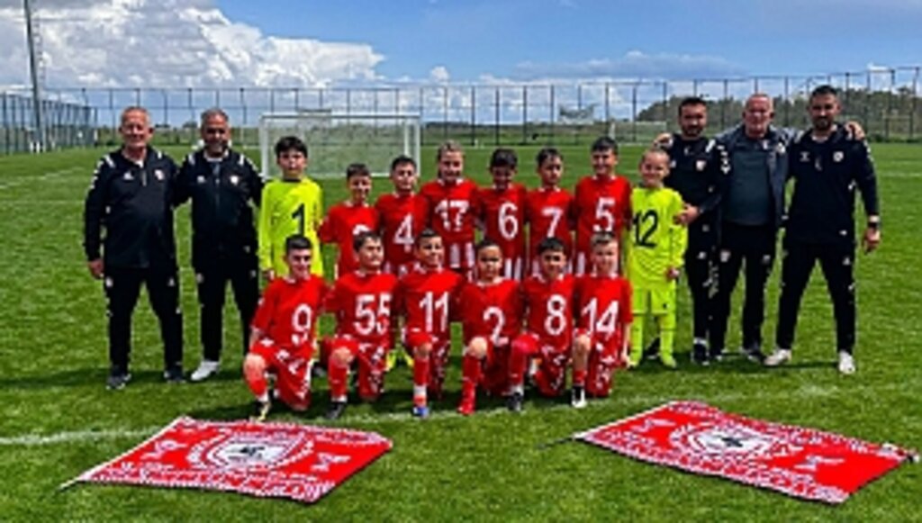 Samsunspor U10 Takımı Şampiyon