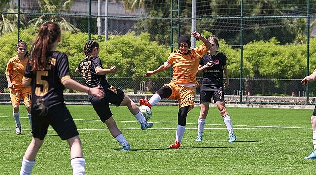 19 Mayıs Atatürk Kupası Başladı
