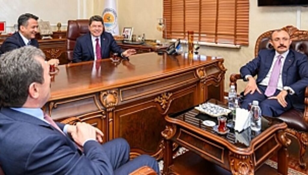 Adalet Bakanı Tunç'tan Başkan Doğan'a Ziyaret