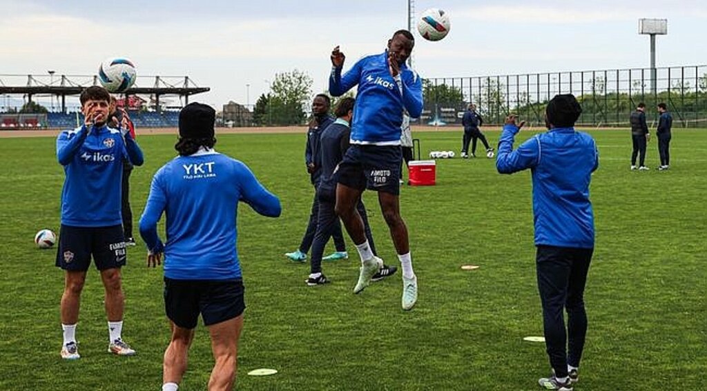 Samsunspor Akademi Tesisleri Eyüpspor'u Ağırladı