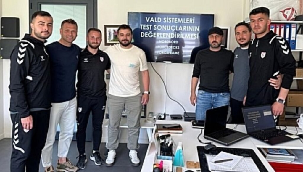  Fatih Yıldız, Akademik Antrenörleri İle Bir Araya Geldi