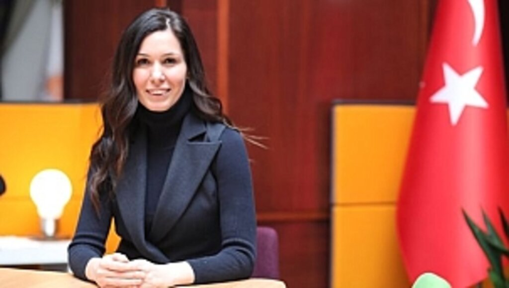 Karaaslan'dan "Anneler Günü" Mesajı