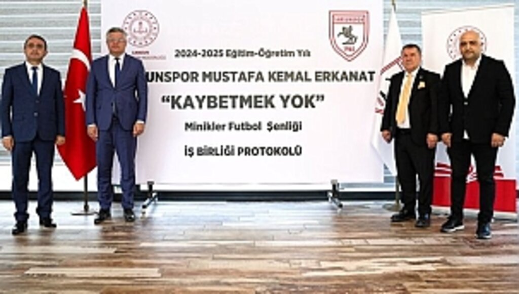 "Mustafa Kemal Erkanat Kaybetmek Yok Minikler Futbol Şenliği" Protokolü İmzalandı