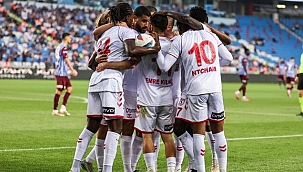 Samsunspor Avrupa Yolunda 3.lüğün Kapısını Araladı 2-2