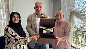 Başkan Sandıkçı'dan Canikli Hacılara Anlamlı Ziyaret