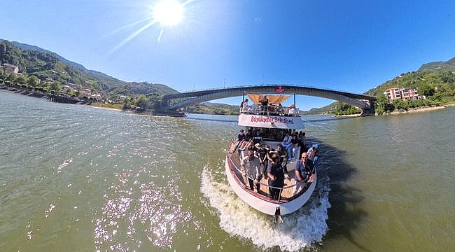 Petek Genç Gezi ve Kamp Programları Başladı