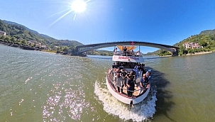 Petek Genç Gezi ve Kamp Programları Başladı