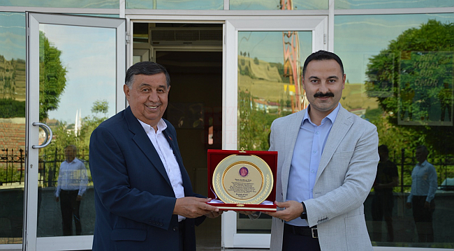 25 Mayıs Coşkusuna Emek Verenlere Başkan'dan Teşekkür