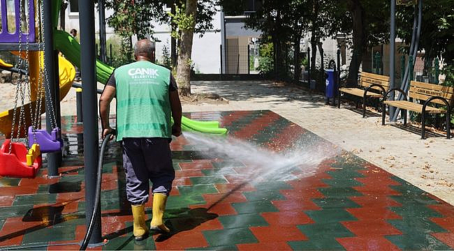 Canik'te Parklar Bakımlı ve Tertemiz
