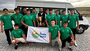 İlkadımlı Güreşçiler Turnuvaya Damga Vurdu 