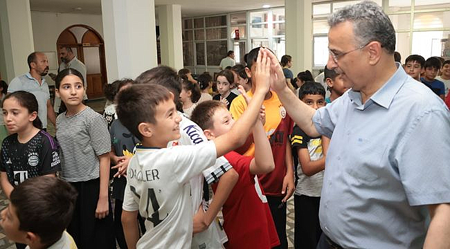 Camiler Sesinle Şenlensin Projesi Tüm Hızıyla Sürüyor