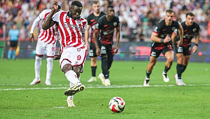 Samsunspor Lig'e Galibiyetle Başladı 2-1
