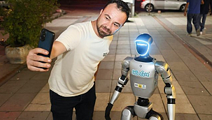 İnsansı Robot Canik Sokaklarında